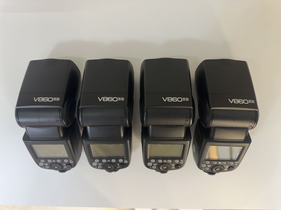 Blit Godox V860II S dedicat Sony