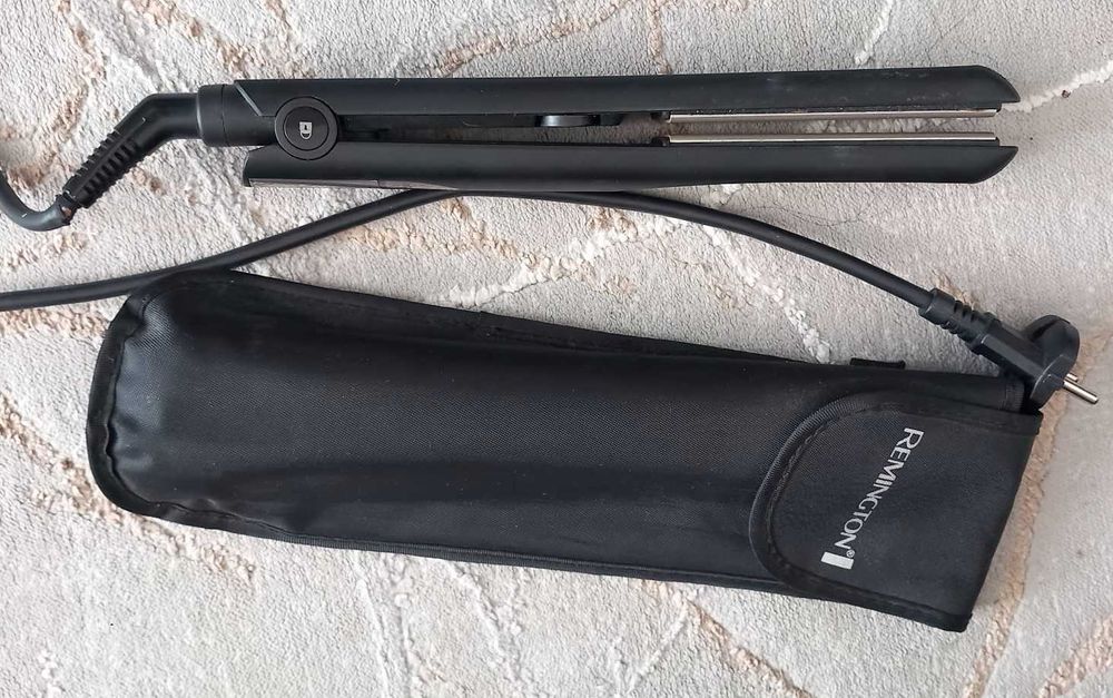 Placa ceramica de indreptat parul Remington 230