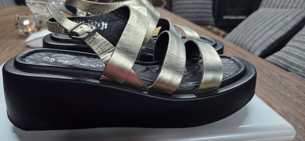 Летни сандали естествена кожа