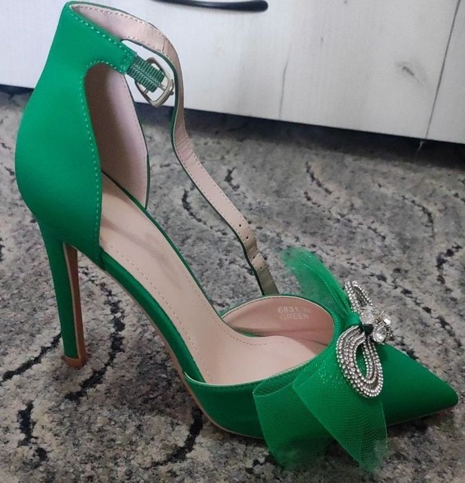 Pantofi stil prințesă