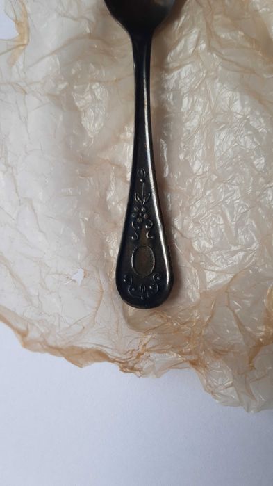 Малка ретро руска солничка с метален обков и стъклена чашка