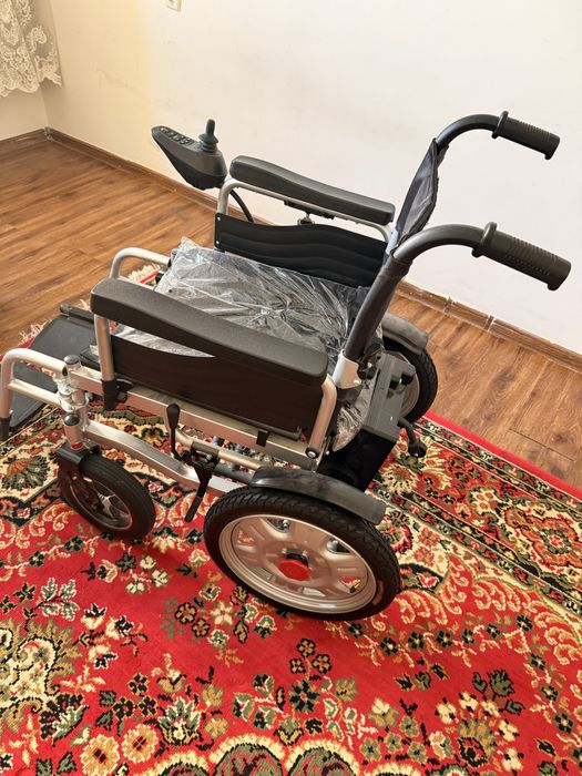 Электроколяска почти новая