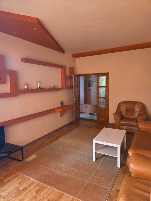 Inchiriere apt 2 camere
