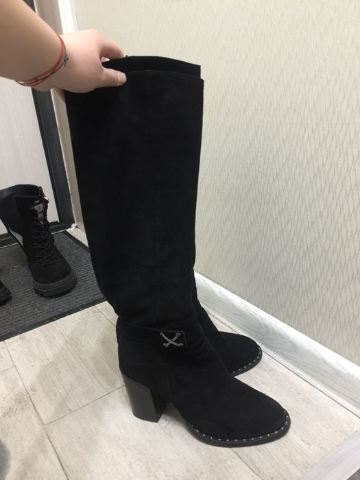 Продам зимние сапоги