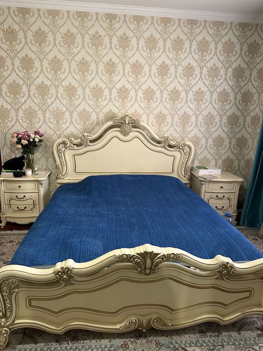 Спальный гарнитур