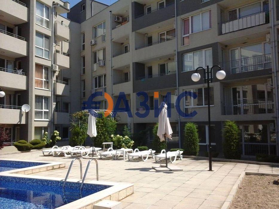 Продава се Двустаен апартамент в Свети Влас - 56 кв.м за 782 €/кв.м - Снимка #12
