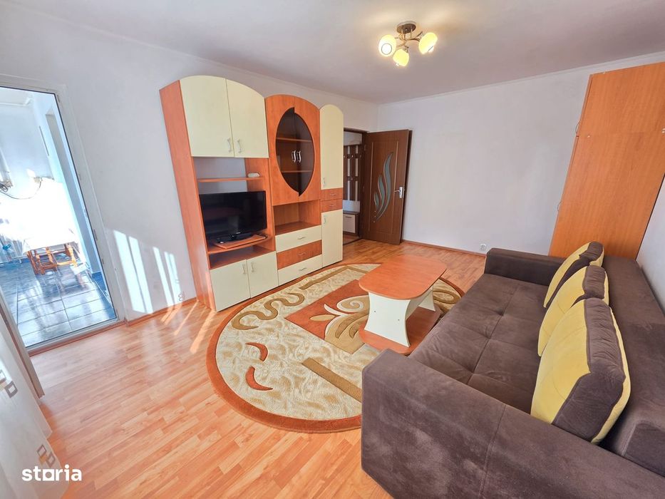 Chirie Apartament 2 Camere decomandat intrare Racadau Str. Carpatilor
