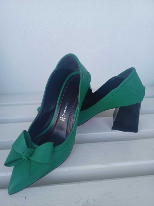 Vand pantofi eleganti de dama Barneystore marimea 37