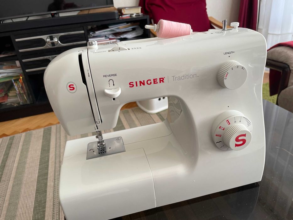 Шевна машина Сингер Традиционал 2250