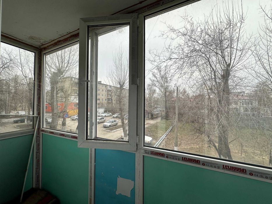2 ком на КЖБИ 2 этаж
