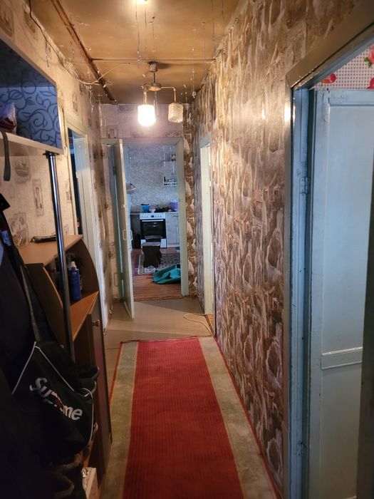 Продам дом возле озера с участком