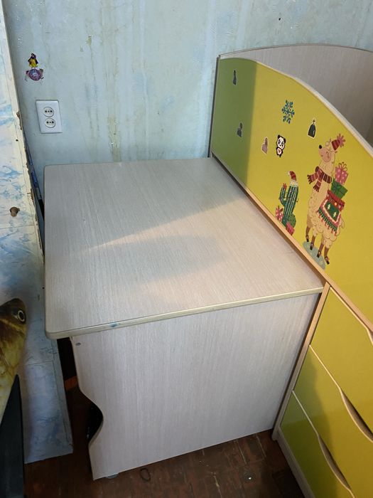 Продам кровать- чердак