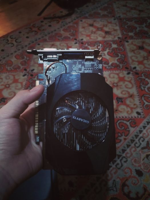 Продам видео карту gtx 650