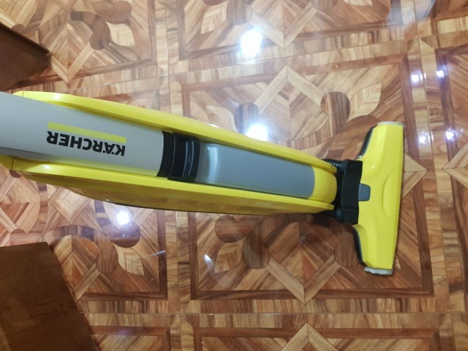 Продаётся пылесос для влажной уборки