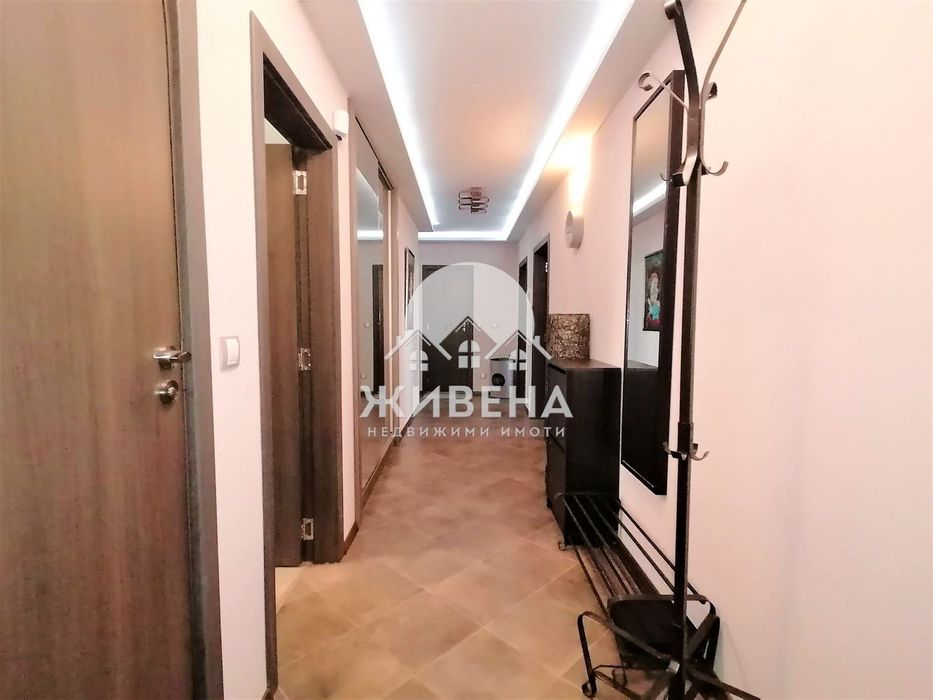 Дава се под наем Четиристаен апартамент в Варна, Чайка - 152 кв.м за 1246.44 € - Снимка #12