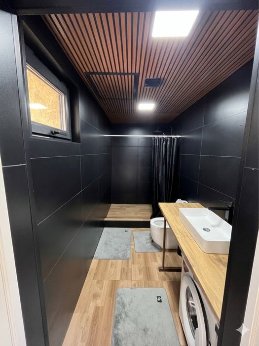 Современный дом (барнхаус) с панорамными окнами