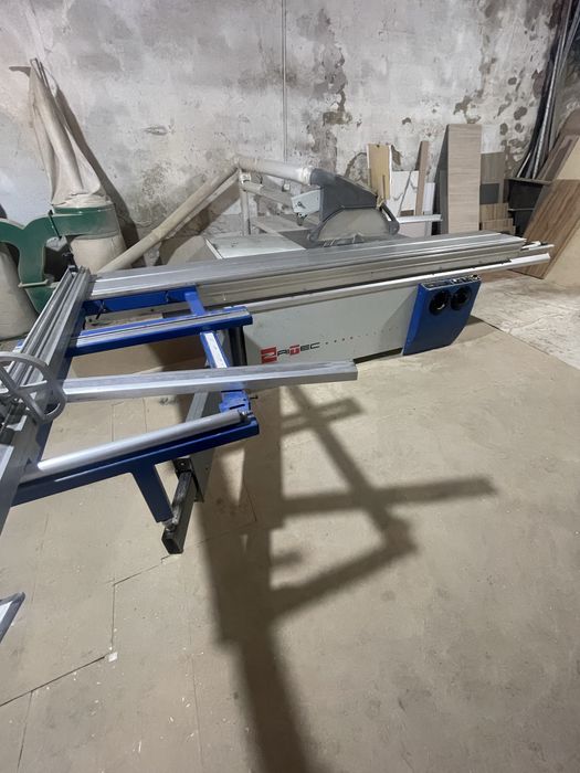 Форматнораскроечный станок