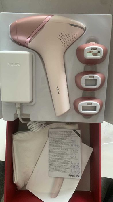 Philips Lumea IPL 9900 Series Фотоепилатор за обезкосмяване със SenseIQ с гаранция