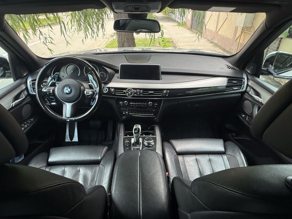 Bmw x5 F15 full.