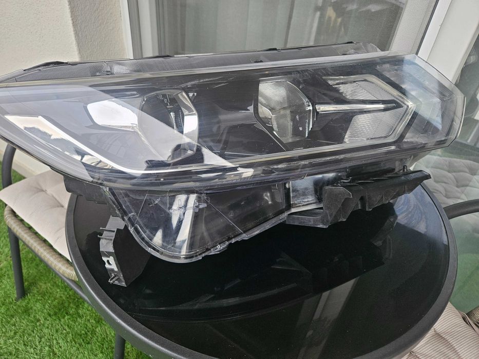 Far Dreapta H11 Nissan Qashqai