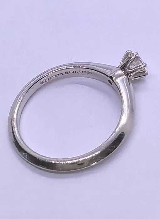 Кольцо Tiffany с бриллиантами