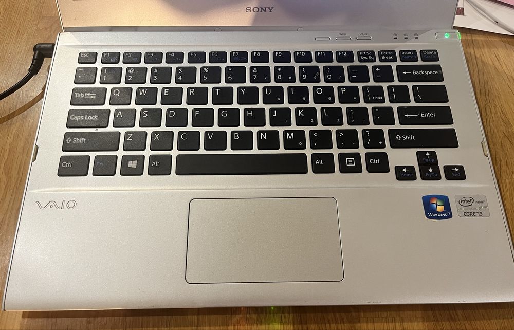 Sony Vaio 13.3” i3 / 4GB RAM