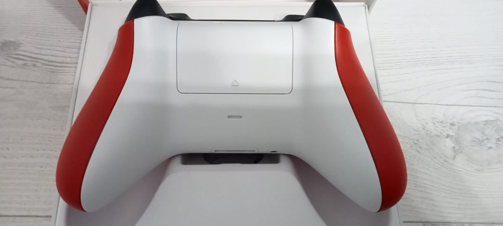 GameSir 7 SE и 2)Xbox Pulse Red