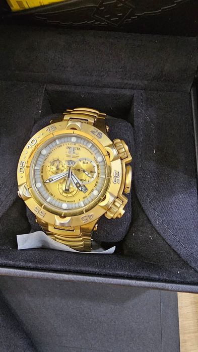 Продам мужские часы