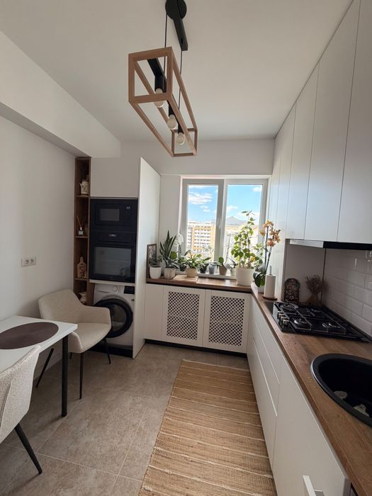Apartament 3 camere str Biruintei