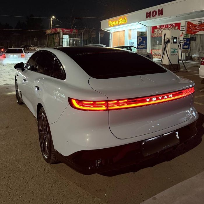 Voyah Passion AWD full 2023 йил