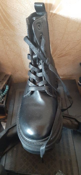 Нови ботички тип кубинки 37