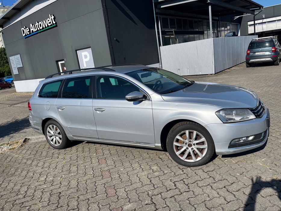 VOLKSWAGEN Passat 0 — imagine 2
