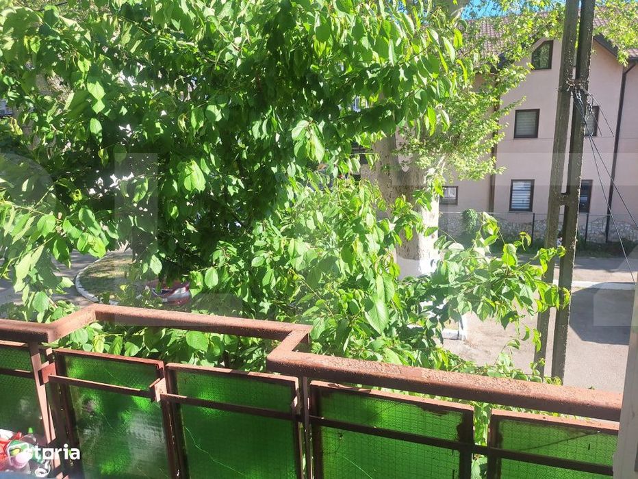 Apartament 2 camere de vanzare, 67 mp, decomandat, etaj 1, Logoj