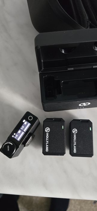 Lavaliere Hollyland lark max 1