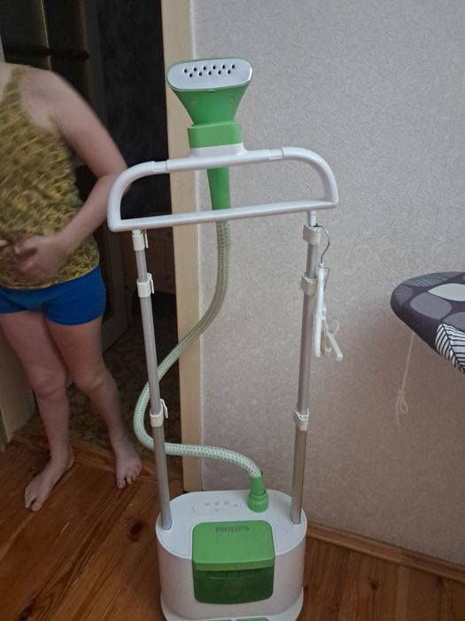 Продам отпариватель филипс.  В идеальном состоянии