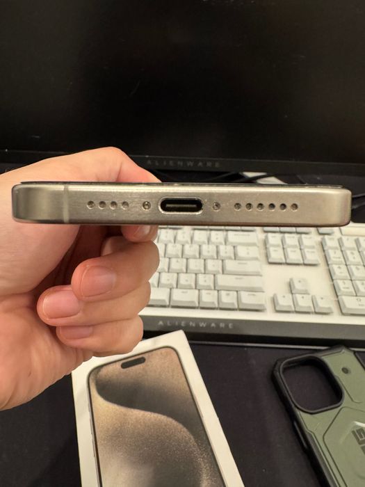 iPhone 15 Pro Max / 256 Gb / 86%
