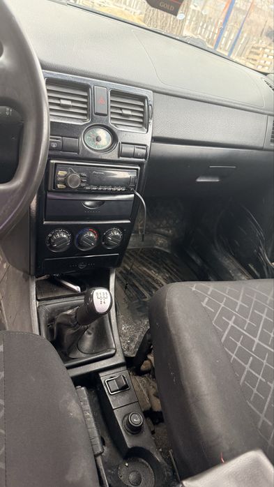 Продам Ваз  2170  Приора черная