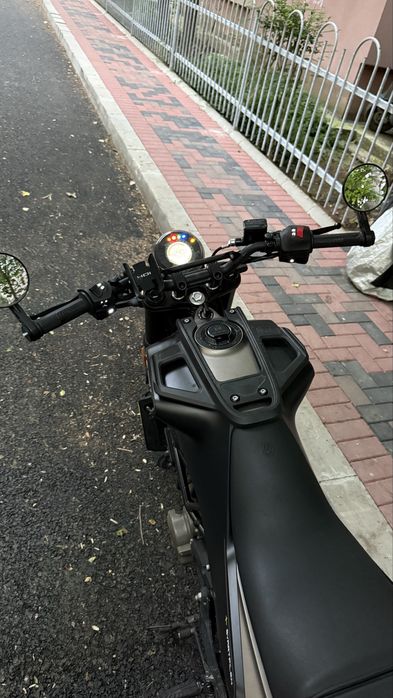 Husqvarna svartpilen 410