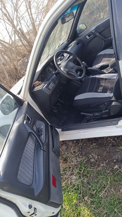 Митсубиси Галант на запчасти.