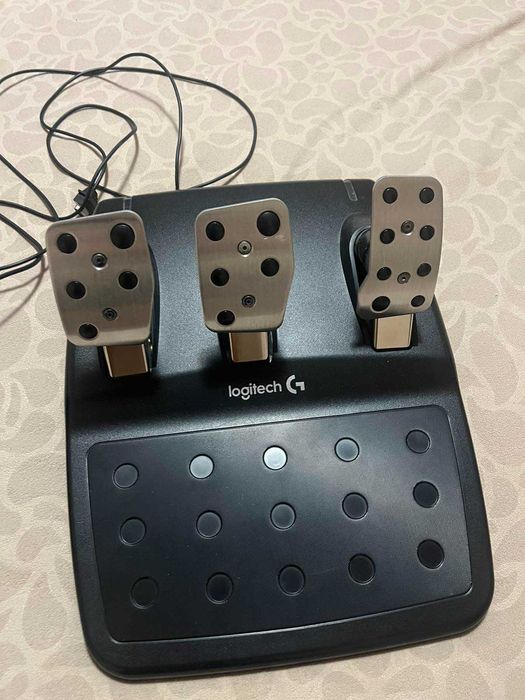 Продавам Logitech G29 волан с H-Shifter