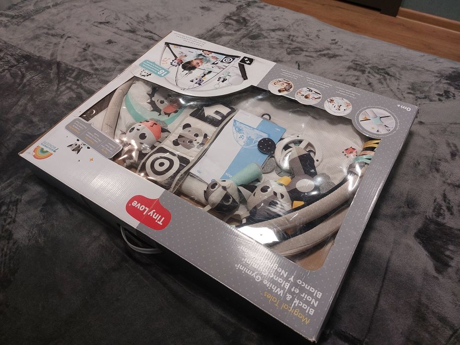 Активна гимнастика Tiny Love Black & White Magical Tales