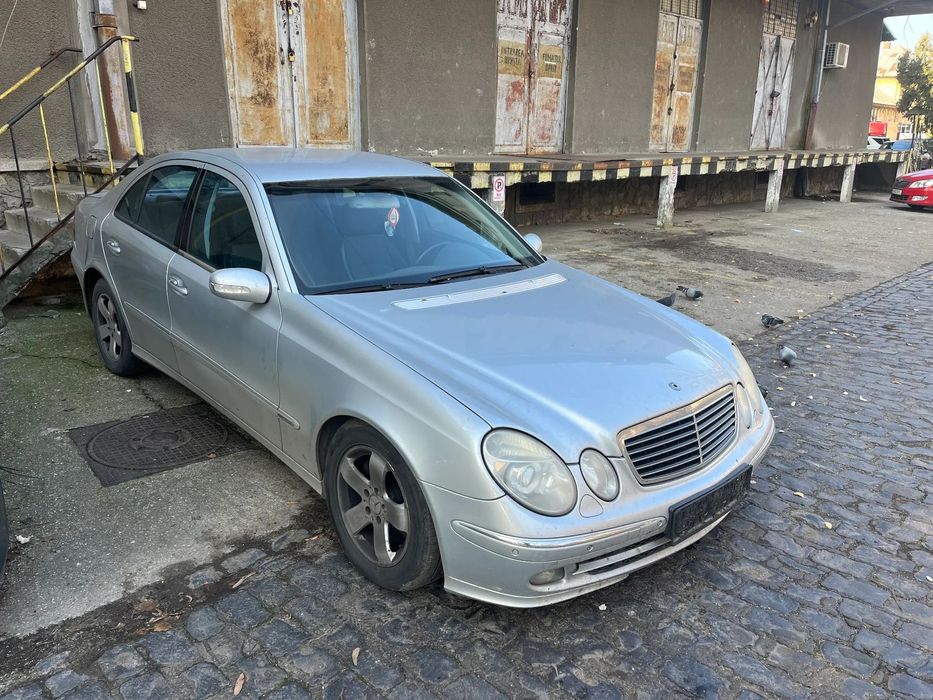 Dezmembrez Mercedes Benz E280CDI W211 2005 automat xenon gri argintiu