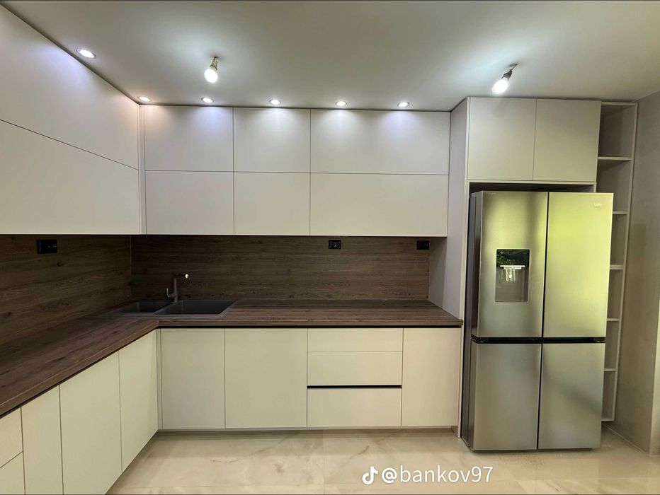 Execut mobilier la comanda