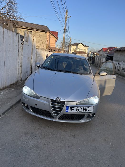 Proprietaer vand alfa romeo 1.9 diesel si opel zafira 1.8benzina