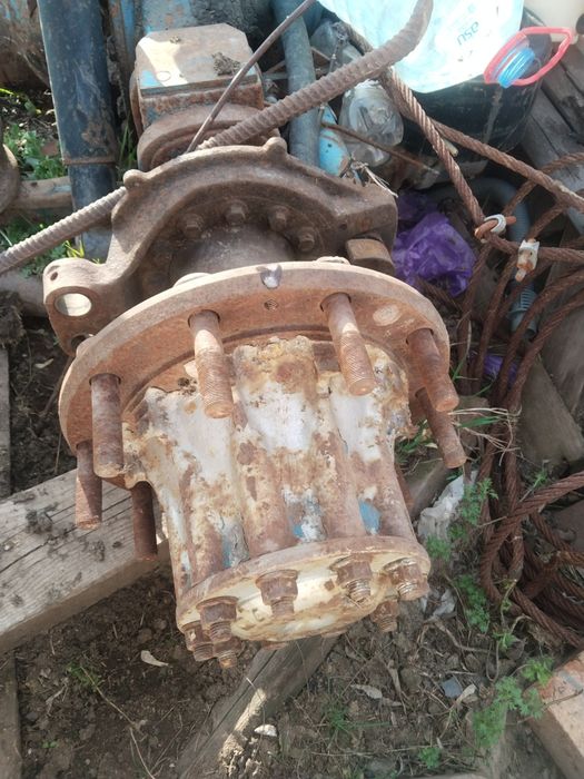 Мост   редуктор ступицы  на DAF