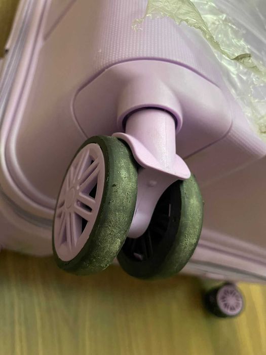 Чемодан 25000 новый