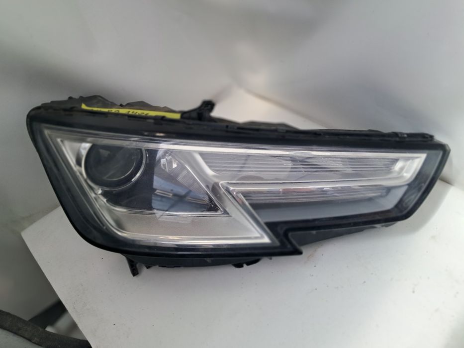 Фар Audi A4 B9 2017г