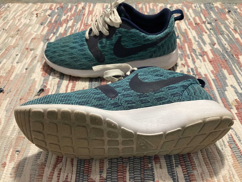 Adidasi Nike - in stare foarte buna - marimea 39