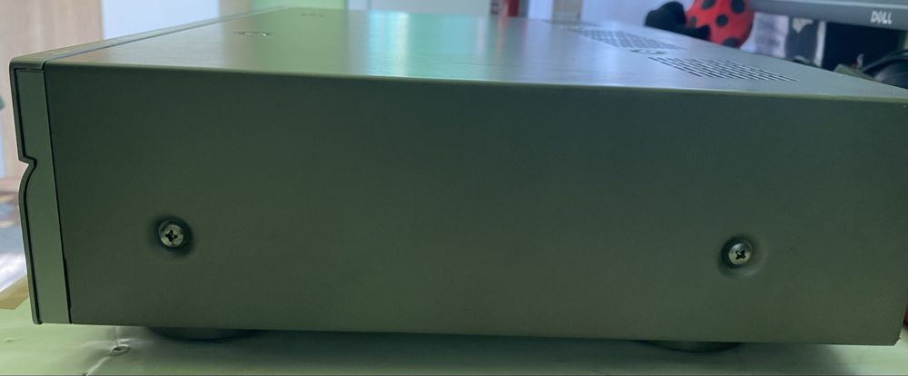 Yamaha DVD-S2700 player hi-fi SACD/DVD funcțional