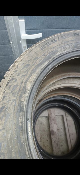 Cauciucuri iarna Nokian 255 55 R19
